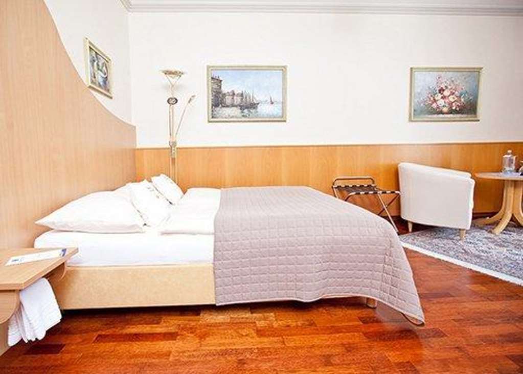 Komfort Hotel Am Kurpark Bad Homburg vor der Höhe Pokój zdjęcie